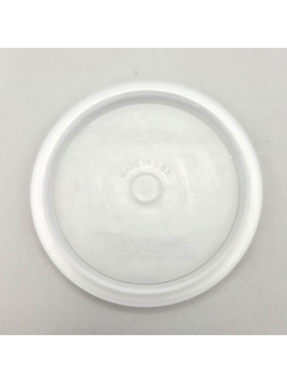 Tupperware 296-22 White Plastic Lid F Seal 2.75" Diameter Made In USA